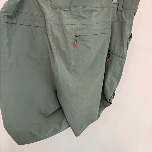 Orvis Green UPF Shorts - Picture 3 of 4